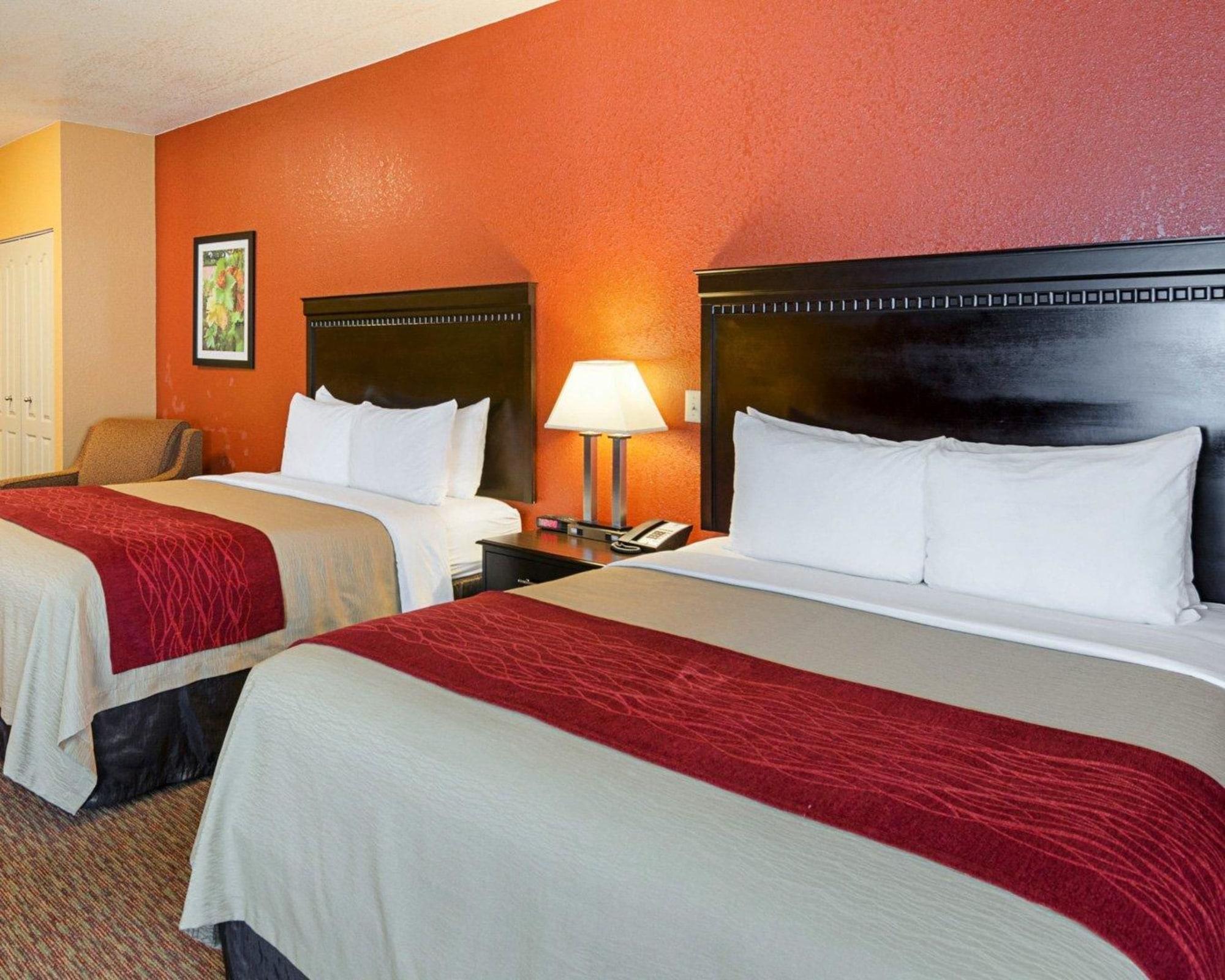 Comfort Inn & Suites Orange - Montpelier Екстериор снимка