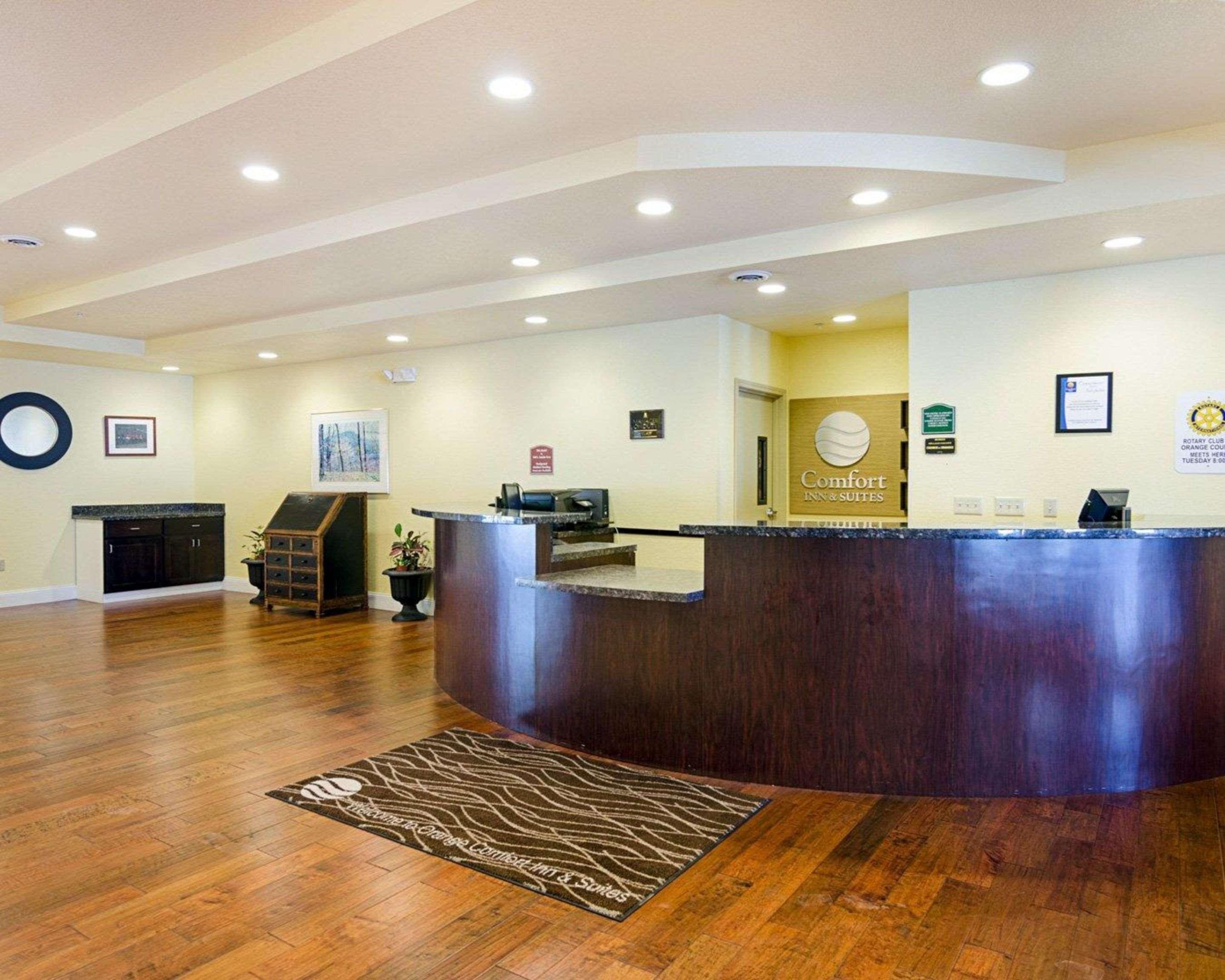 Comfort Inn & Suites Orange - Montpelier Екстериор снимка